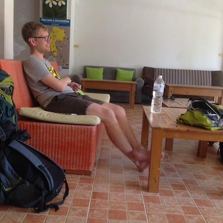 Fan Dee Hostel Ko Lanta Buitenkant foto
