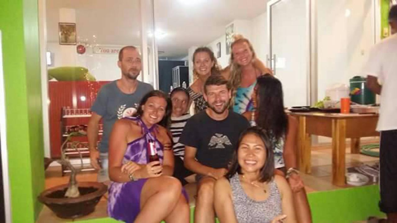Fan Dee Hostel Ko Lanta Buitenkant foto
