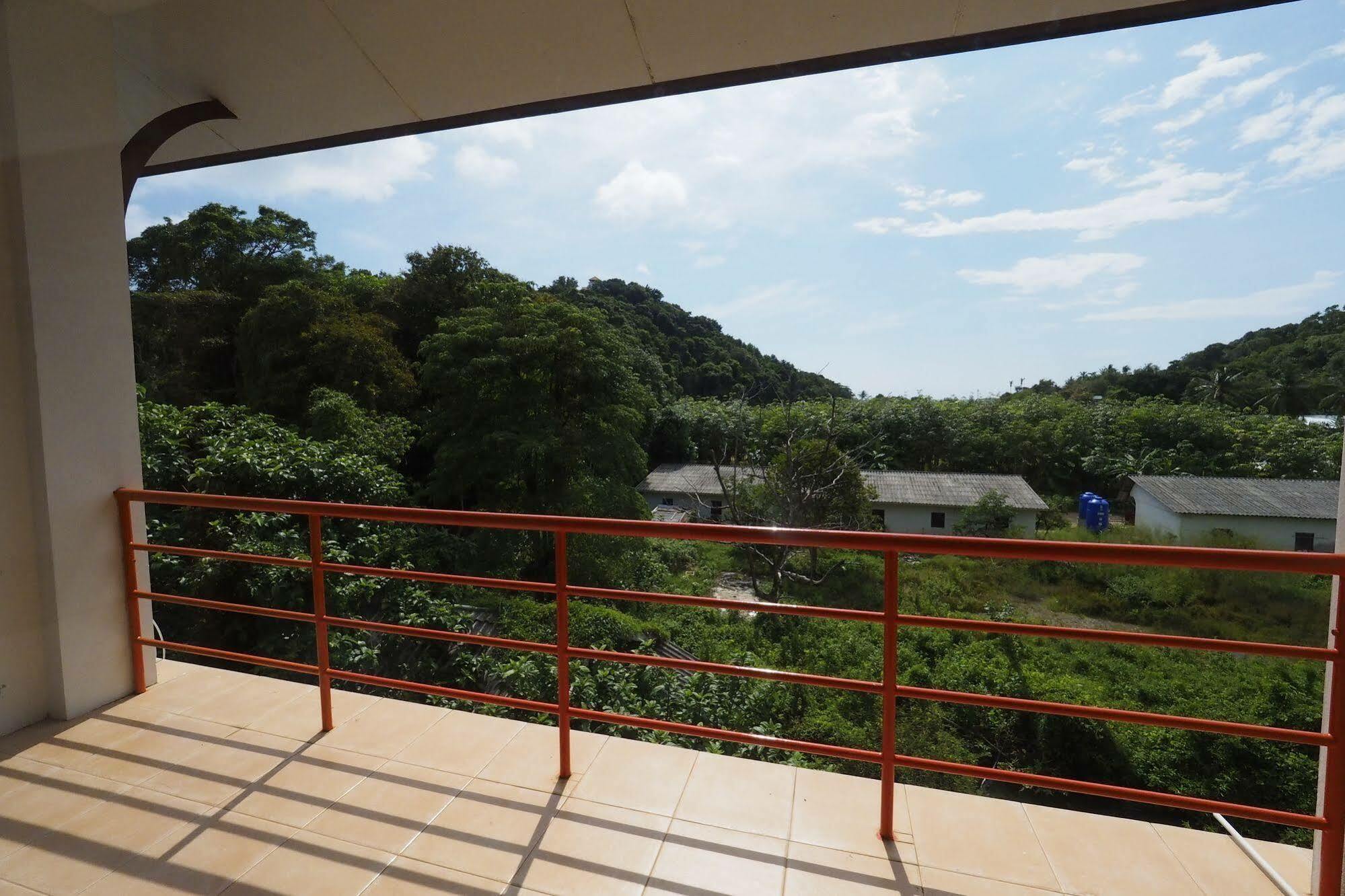 Fan Dee Hostel Ko Lanta Buitenkant foto
