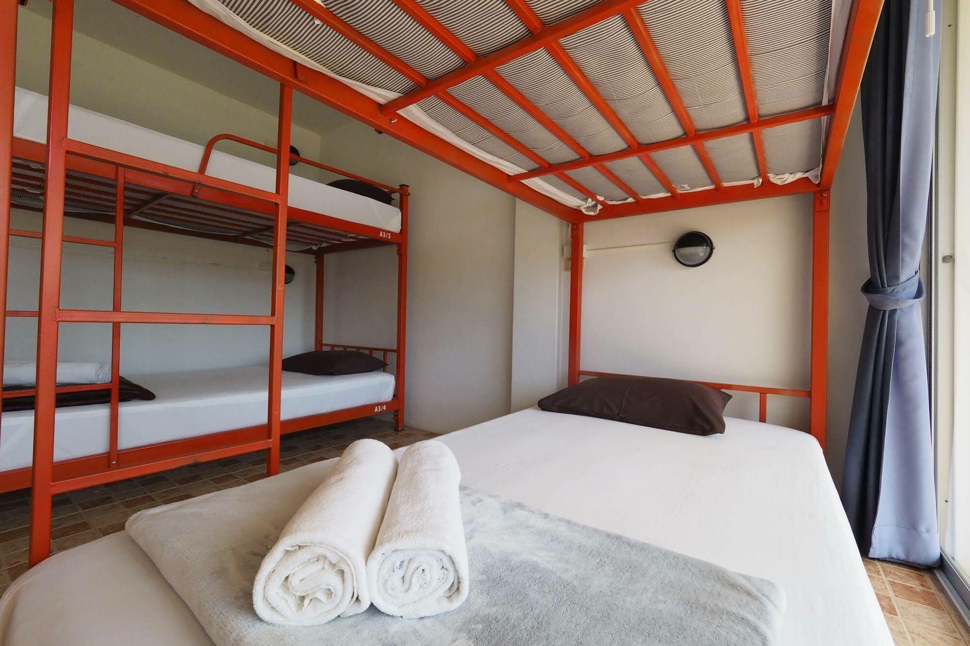 Fan Dee Hostel Ko Lanta Buitenkant foto