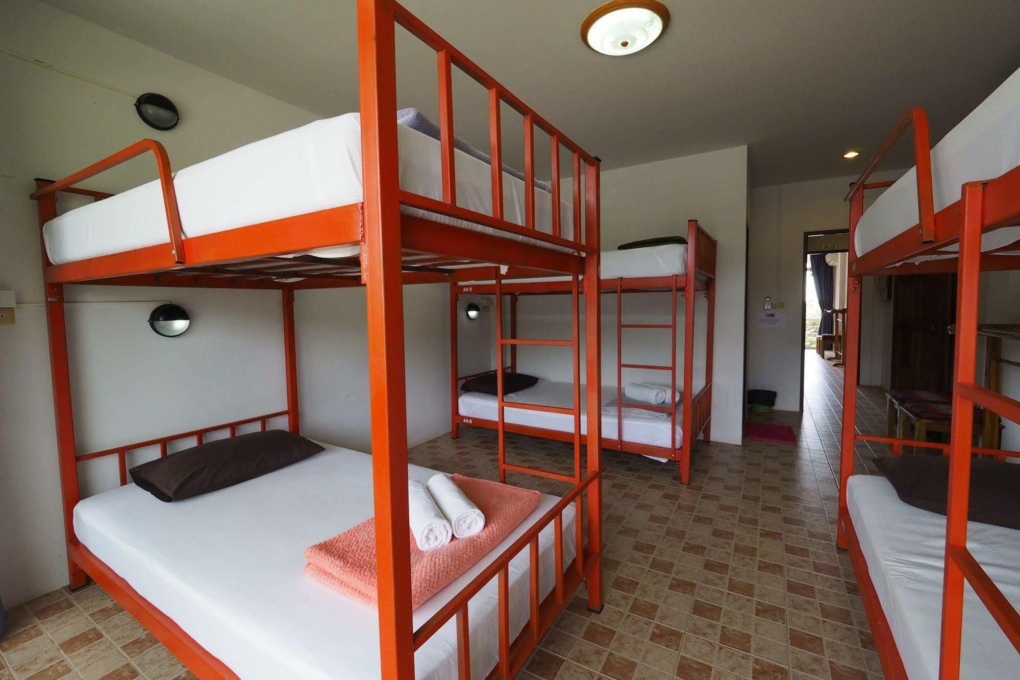 Fan Dee Hostel Ko Lanta Buitenkant foto
